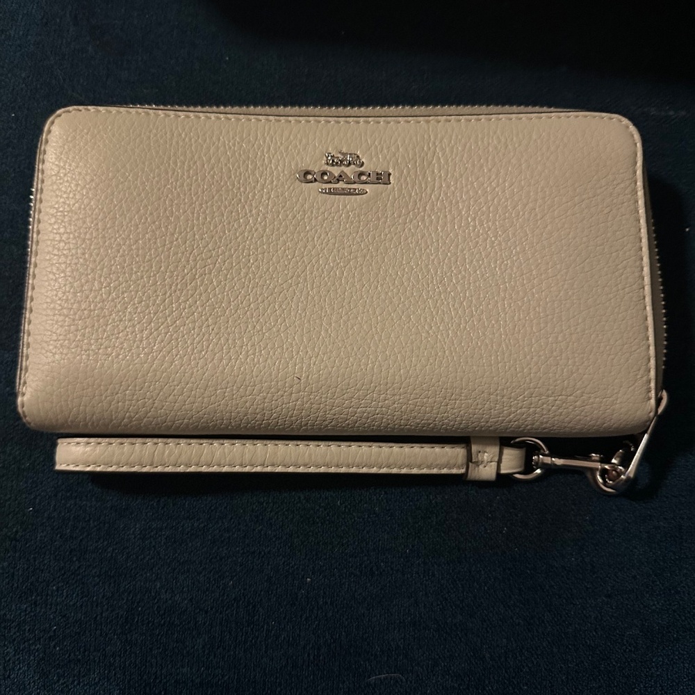 Long Zip Around Wallet - Picture 4 of 7